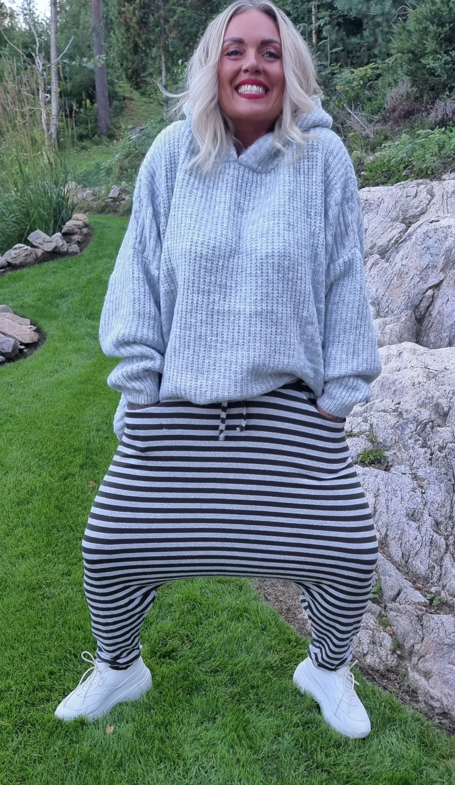 Alive Pant Striped Light Grey