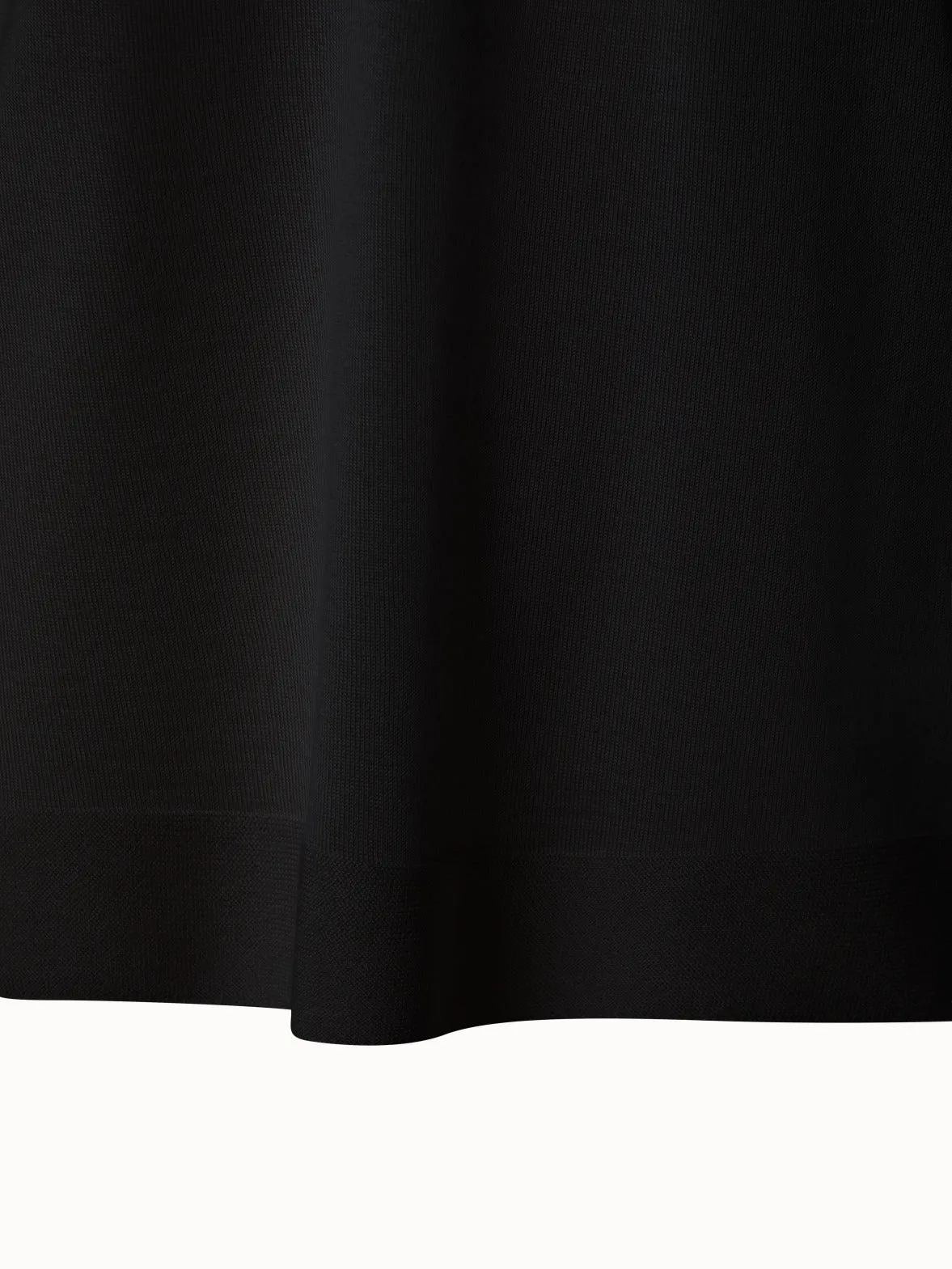 Cashmere silk fine gauge v-neck knit