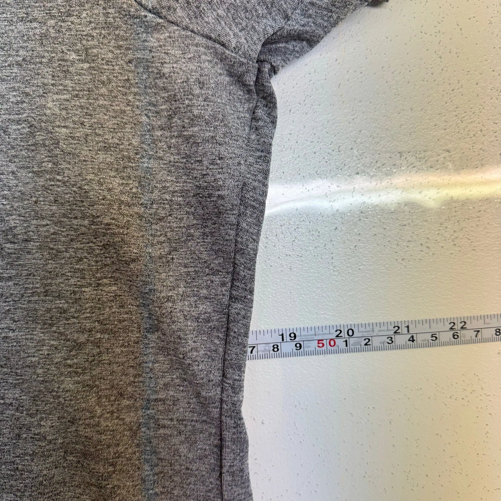 Columbia Golf | Womens Quarter-Zip Activewear Top | Color: Gray | Size: L | Pre-Owned