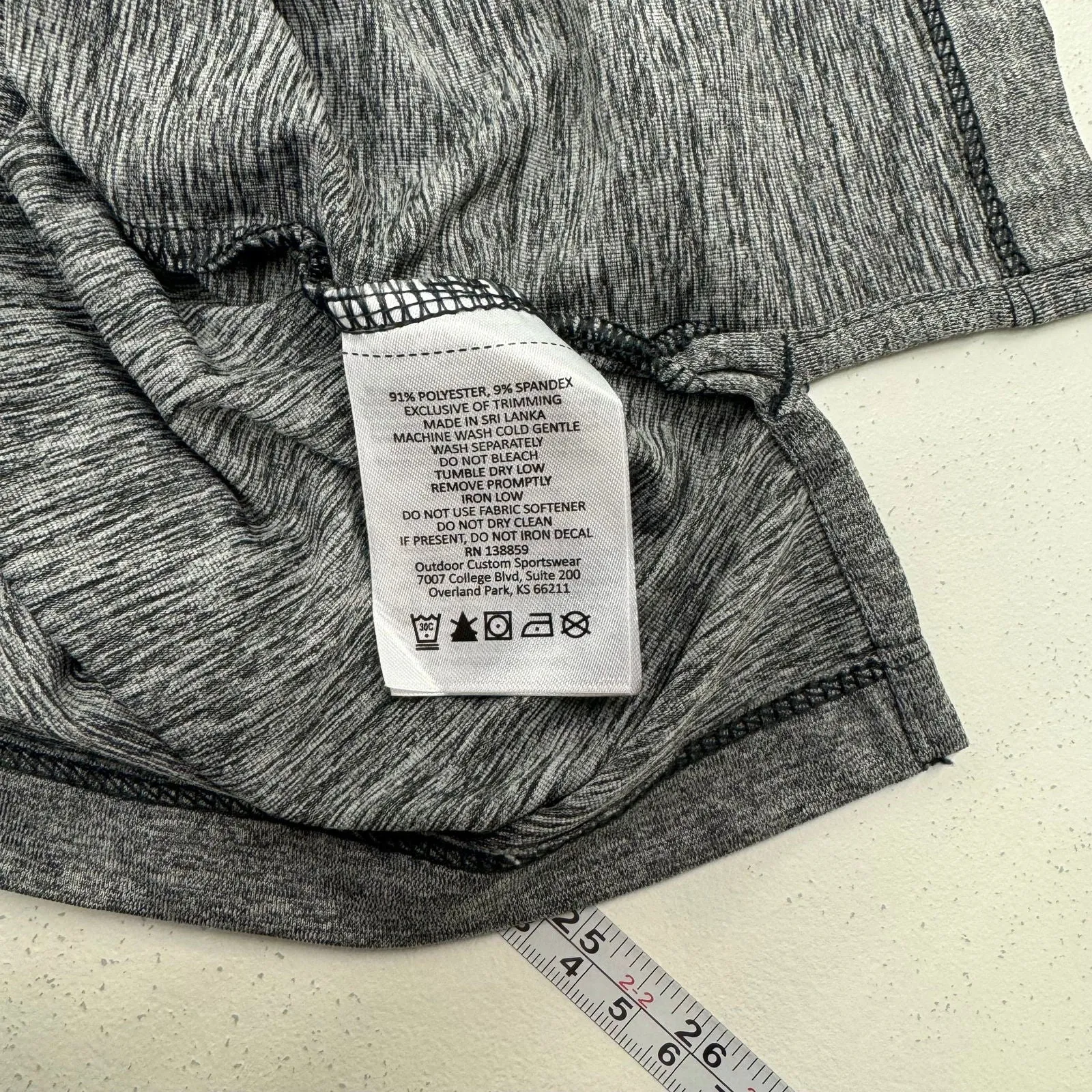 Columbia Golf | Womens Quarter-Zip Activewear Top | Color: Gray | Size: L | Pre-Owned