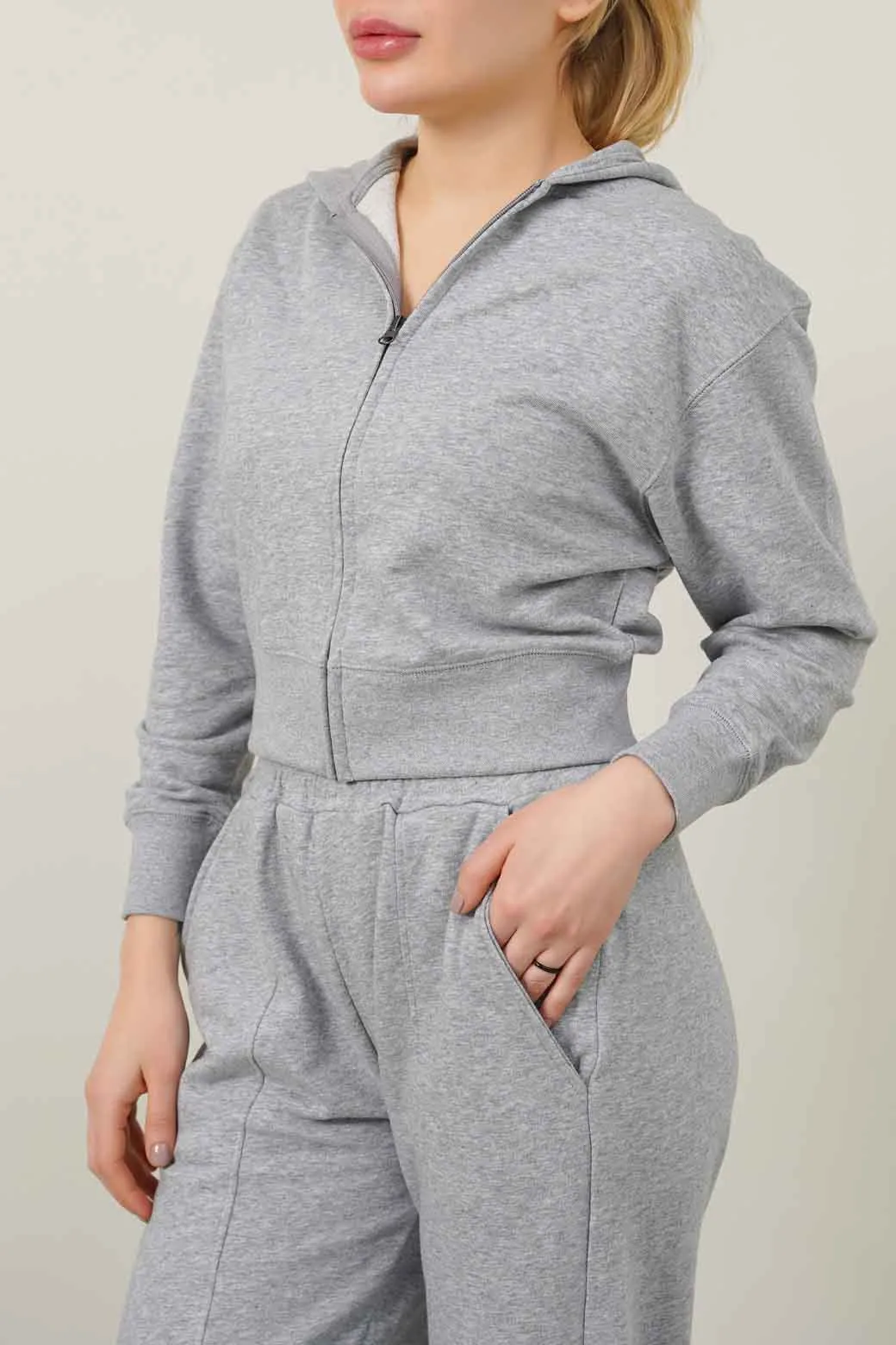 CROPPED ZIPPER HOODIE