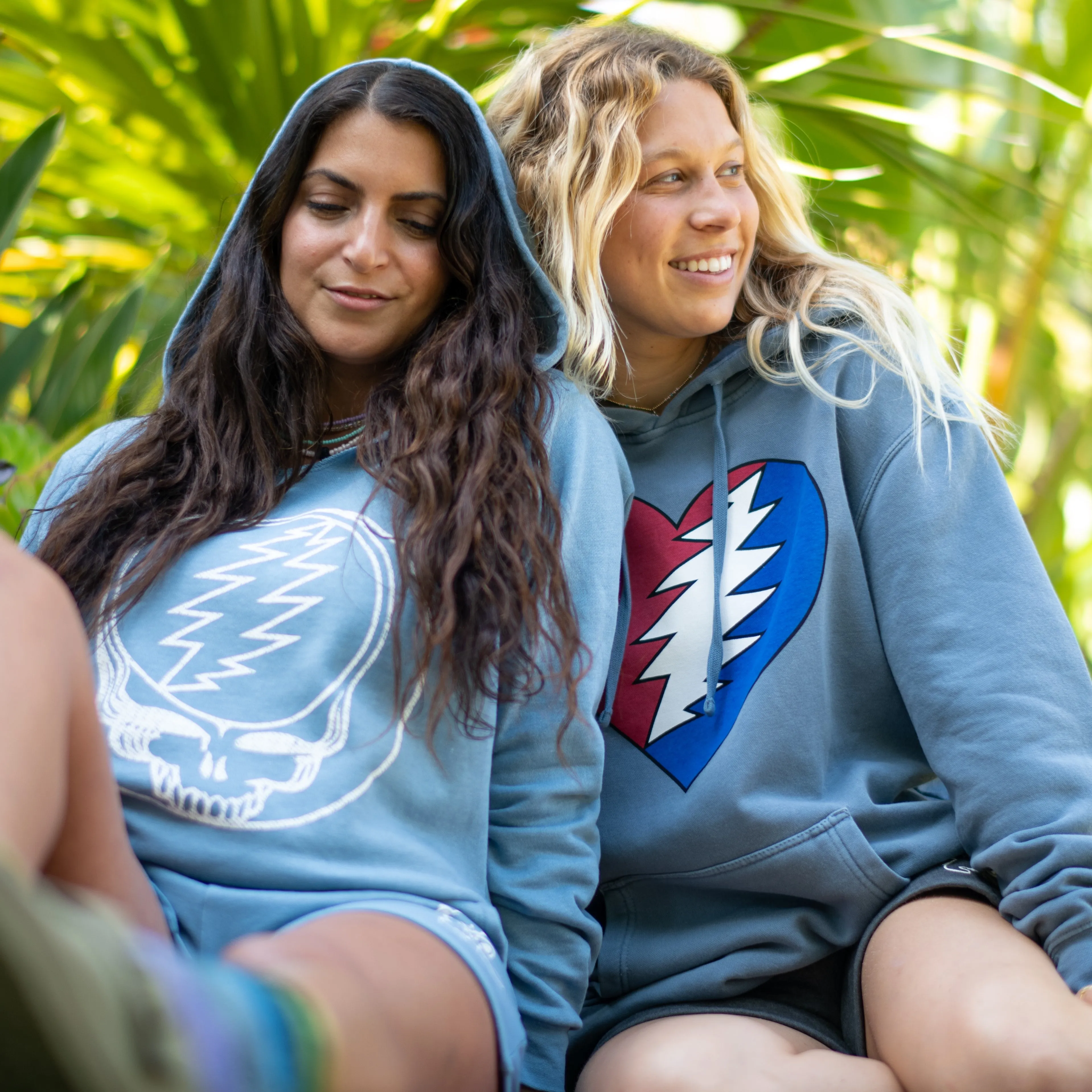 Grateful Dead | Hoodie | Misty Blue Stealie