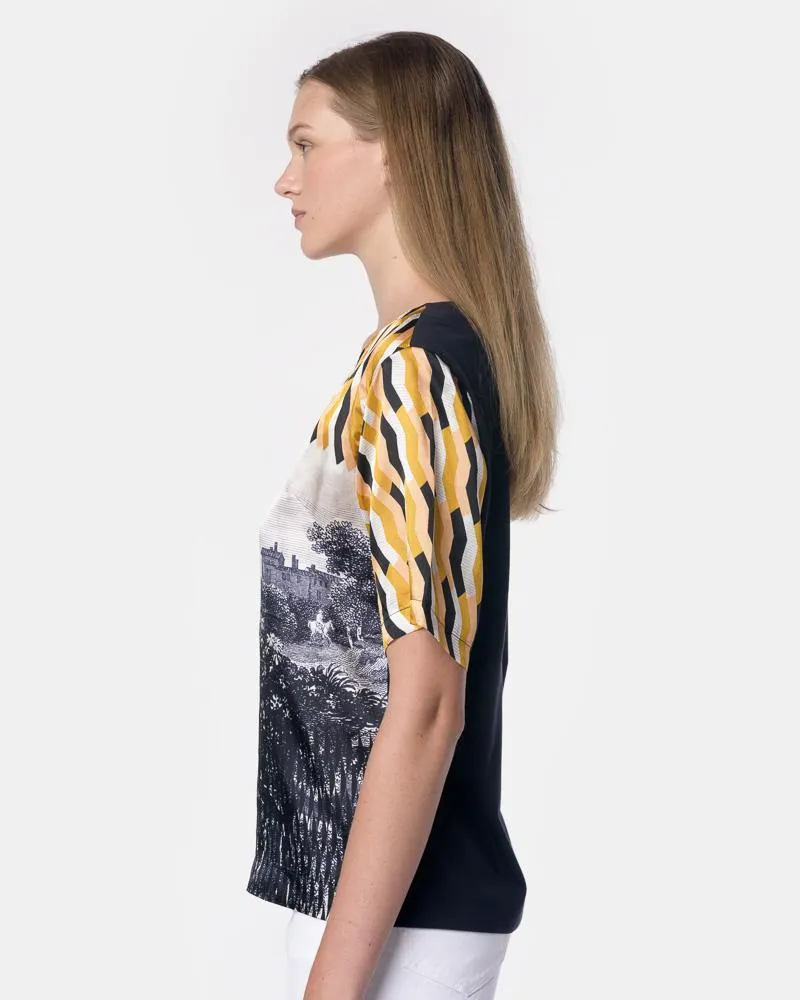 Hardison T-Shirt in Yellow